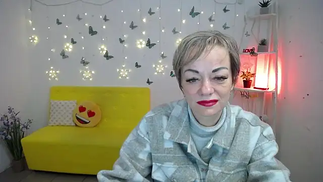 NikaMayu online show from 6, 5, 2026