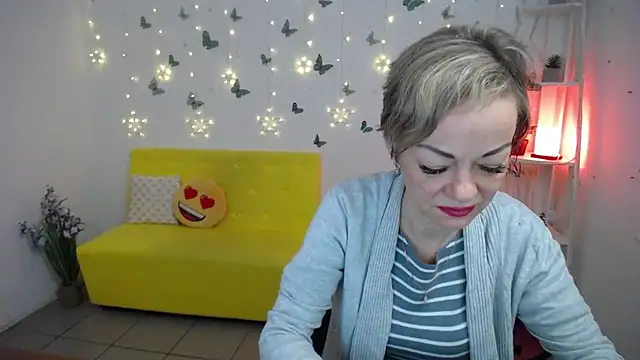 NikaMayu online show from 7, 5, 2026