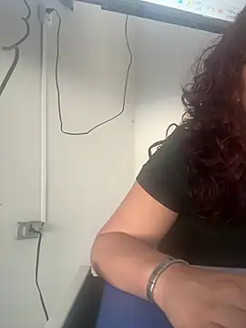 DirtyMerida online show from 14, 4, 2026