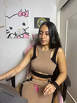 DulceLatinaxo online show from 7, 7, 2026