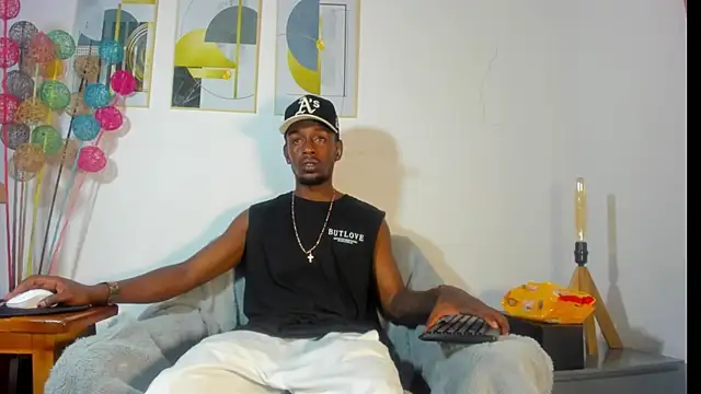 Snapshot of pipe_monstercock chatting on 9, 5, 2026 pipe monstercock online show from 9, 5, 2026
