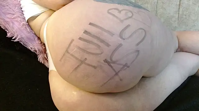 Melanie Slut nasty online show from 8, 5, 2026