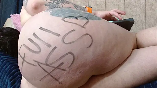 Melanie Slut nasty online show from 22, 5, 2026