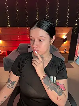 aria bloomer online show from 10, 4, 2026