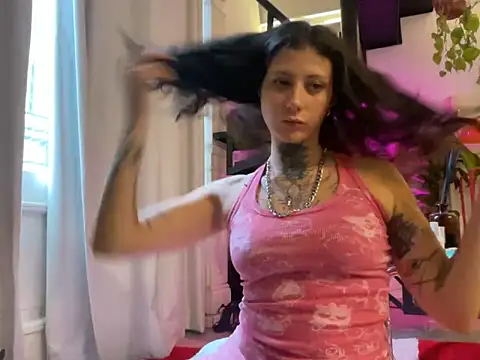 Lollych3rryp0p online show from 8, 4, 2026