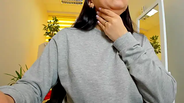 Tianniaa online show from 17, 4, 2026