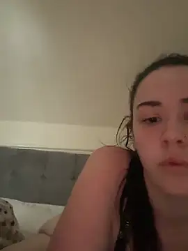 Snapshot of Charlieceex chatting on 8, 4, 2026 Charlieceex online show from 8, 4, 2026