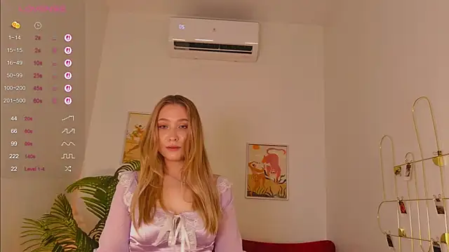 Snapshot of Emilicious chatting on 19, 5, 2026 Emilicious online show from 19, 5, 2026