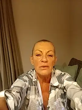 LadyBrigitte online show from 12, 4, 2026