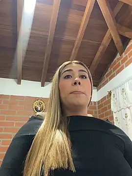  BellaSmith  online show from 30, 5, 2026