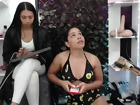 april seven online show from 28, 4, 2026