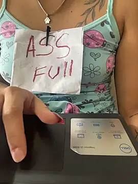 Brunette Dirty Messy online show from 19, 4, 2026