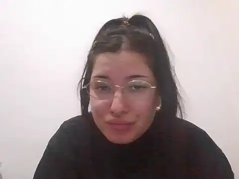 Snapshot of cherryxxox chatting on 27, 4, 2026 cherryxxox online show from 27, 4, 2026