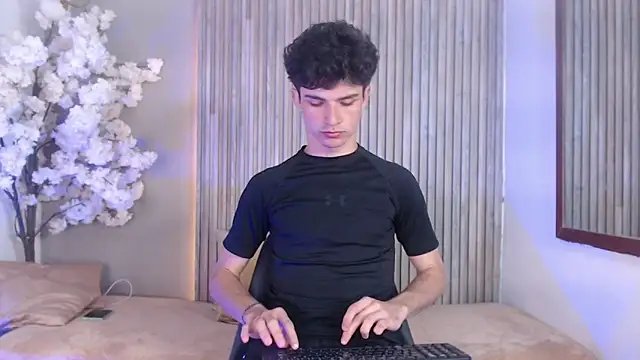 Logan Steel online show from 15, 4, 2026