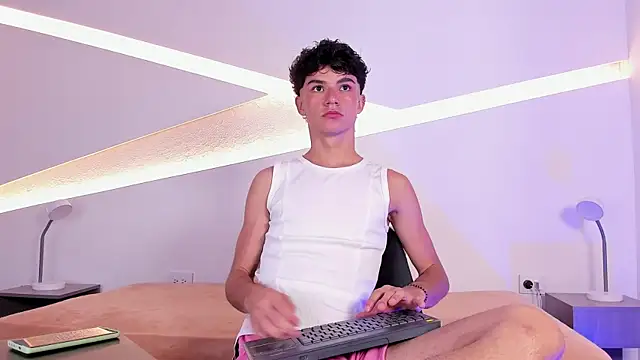 Logan Steel online show from 20, 4, 2026