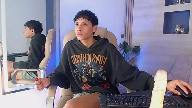 Velvet An online show from 24, 4, 2026