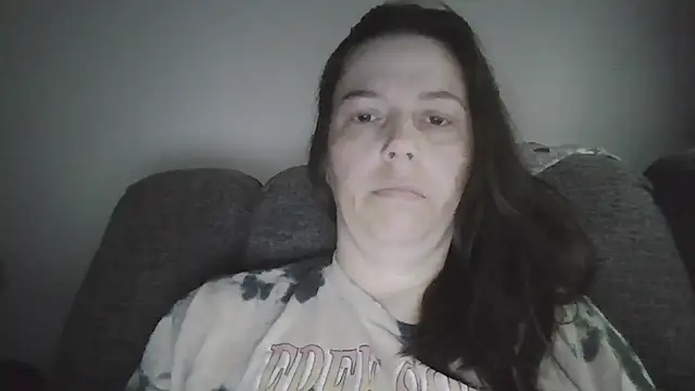 lily1982 online show from 24, 4, 2026