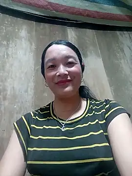 Snapshot of vanlucky2 chatting on 14, 6, 2026 vanlucky2 online show from 14, 6, 2026