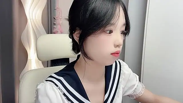 Xiaoqing00 online show from 10, 6, 2026