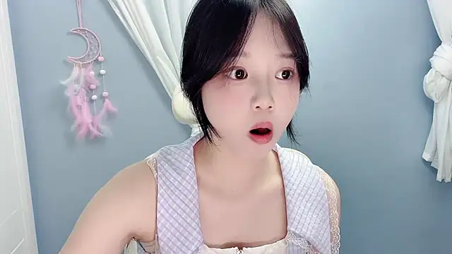 Xiaoqing00 online show from 18, 6, 2026