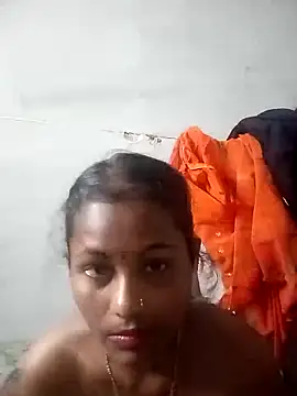 amishaah92 online show from 22, 4, 2026