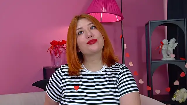 Snapshot of MargaritaMoone chatting on 9, 4, 2026 MargaritaMoone online show from 9, 4, 2026