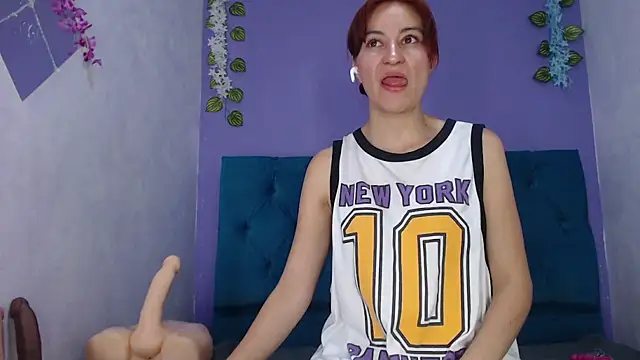 Snapshot of alorena_megancm chatting on 13, 5, 2026 alorena megancm online show from 13, 5, 2026