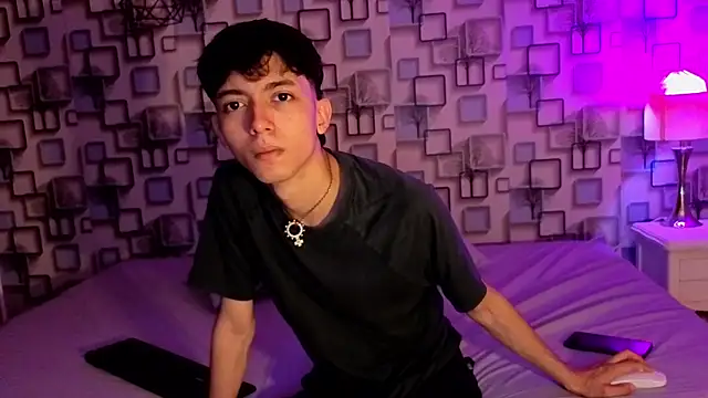 Twink Sebas7 online show from 26, 5, 2026