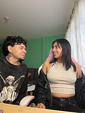 hotlatinocouple   online show from 25, 5, 2026