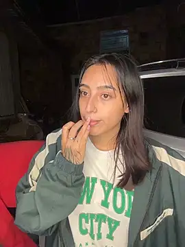 hotlatinocouple   online show from 31, 5, 2026