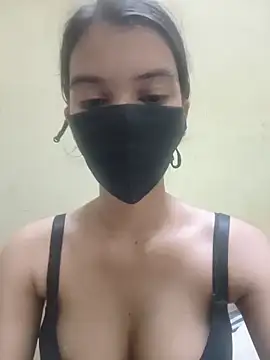 Shruti19 online show from 7, 5, 2026