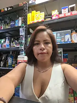 Snapshot of MIA_ROSSEEE chatting on 23, 4, 2026 MIA ROSSEEE online show from 23, 4, 2026