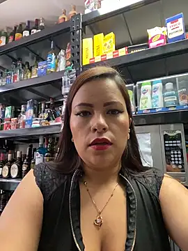 Snapshot of MIA_ROSSEEE chatting on 13, 5, 2026 MIA ROSSEEE online show from 13, 5, 2026