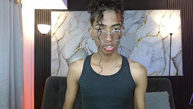triiangel latinboy online show from 15, 5, 2026