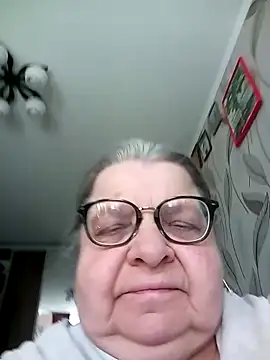 Snapshot of MartaMia68 chatting on 8, 5, 2026 MartaMia68 online show from 8, 5, 2026