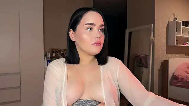lola raze online show from 5, 7, 2026