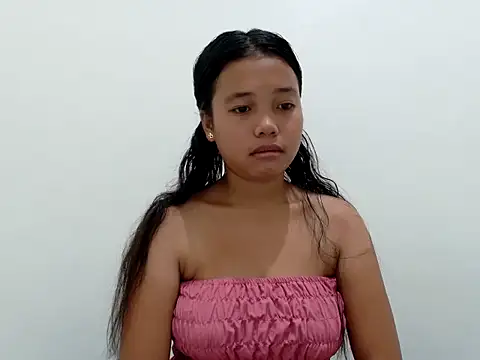 Snapshot of Pinaysweetgirl chatting on 21, 4, 2026 Pinaysweetgirl online show from 21, 4, 2026