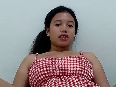 Snapshot of Pinaysweetgirl chatting on 23, 4, 2026 Pinaysweetgirl online show from 23, 4, 2026