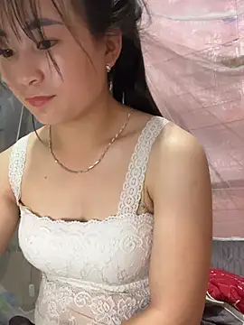 Maianly online show from 18, 4, 2026