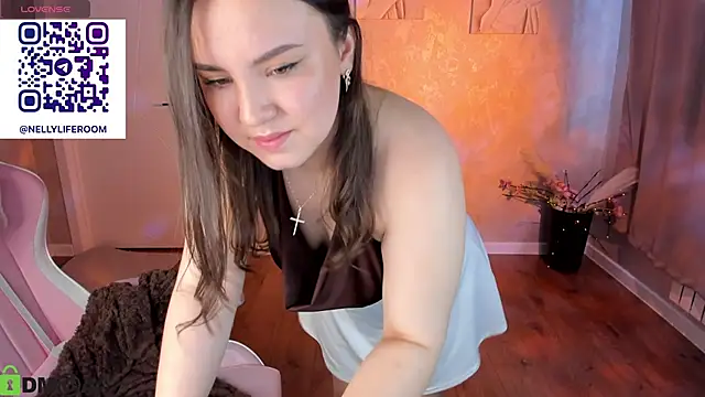 Nelie Evans online show from 7, 5, 2026