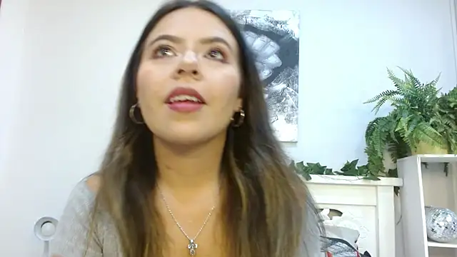 Snapshot of SalomeMartinez_ chatting on 22, 5, 2026 SalomeMartinez online show from 22, 5, 2026