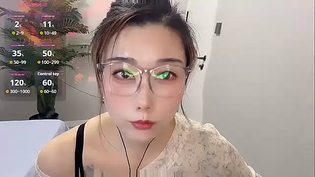 Yunxi- online show from 12, 5, 2026