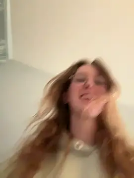 SweetNatalie699 online show from 10, 4, 2026