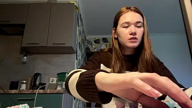 ValiriaX online show from 10, 4, 2026