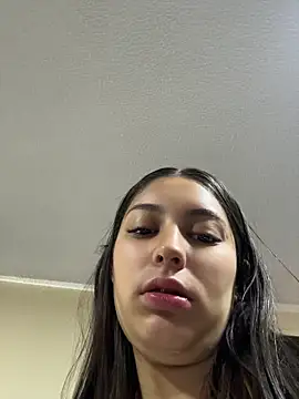 Lucyfer-fire online show from 24, 4, 2026