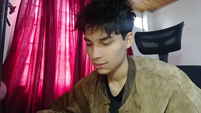 Snapshot of Marck-Pro chatting on 12, 7, 2026 Marck-Pro online show from 12, 7, 2026
