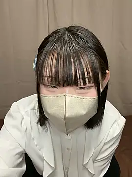 mini mini  online show from 14, 4, 2026