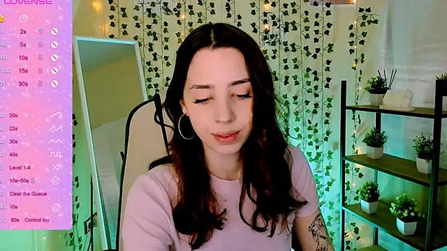 Snapshot of CharliGrace_ chatting on 31, 5, 2026 CharliGrace online show from 31, 5, 2026