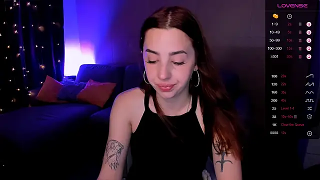 Snapshot of CharliGrace_ chatting on 27, 6, 2026 CharliGrace online show from 27, 6, 2026