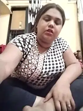 hotsilk21 online show from 19, 5, 2026